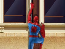 Человек-паук штурмует стену